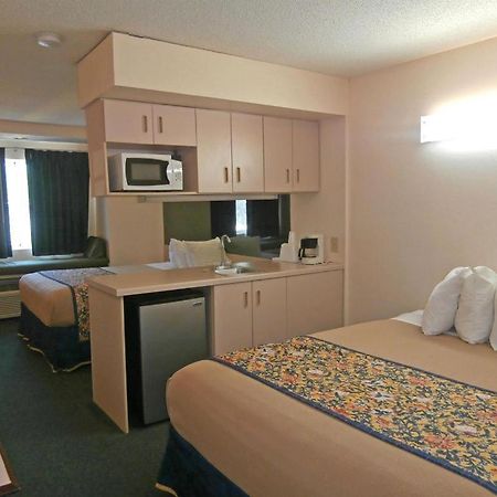 America'S Best Value Inn & Suites-Мак-Доно Экстерьер фото